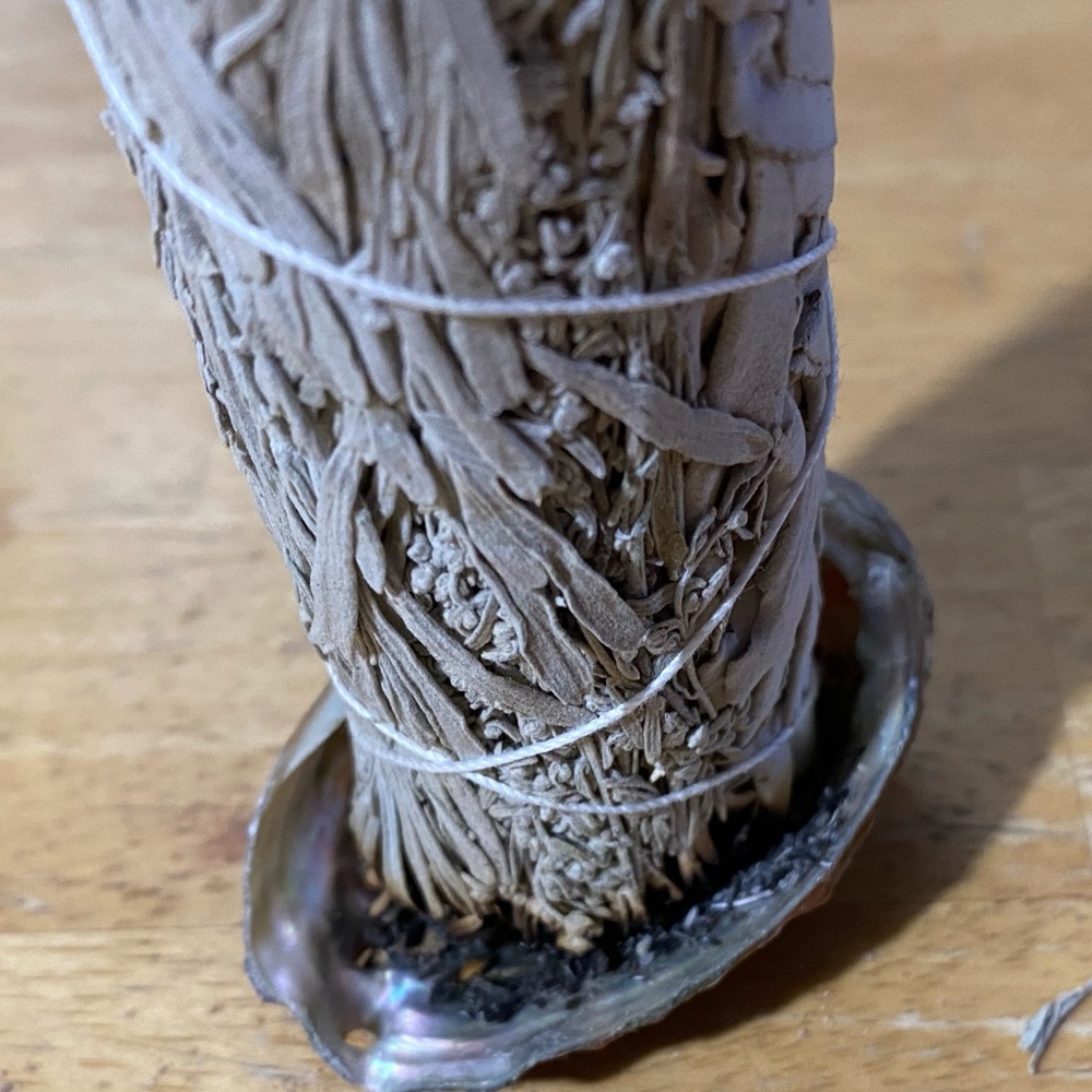 Back in stock! Blue & white sage smudge stick 4” length - Picture 2 of 2
